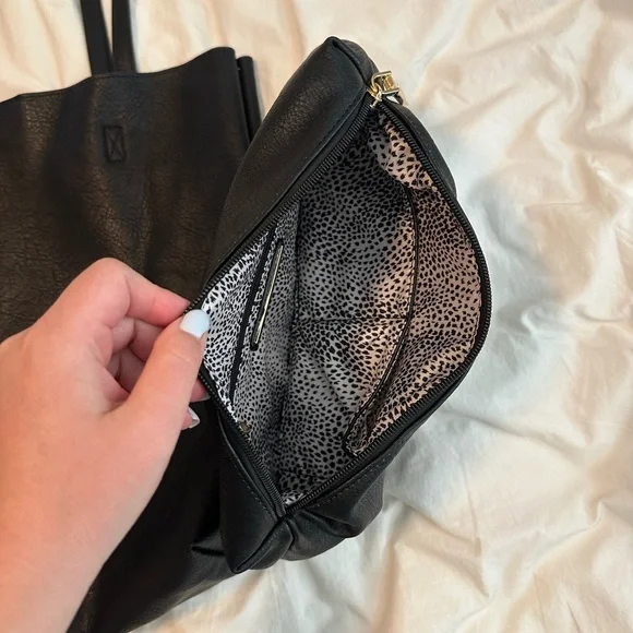 Roolee “The Icon Handbag” in Black Tote Purse - Picture 8 of 16